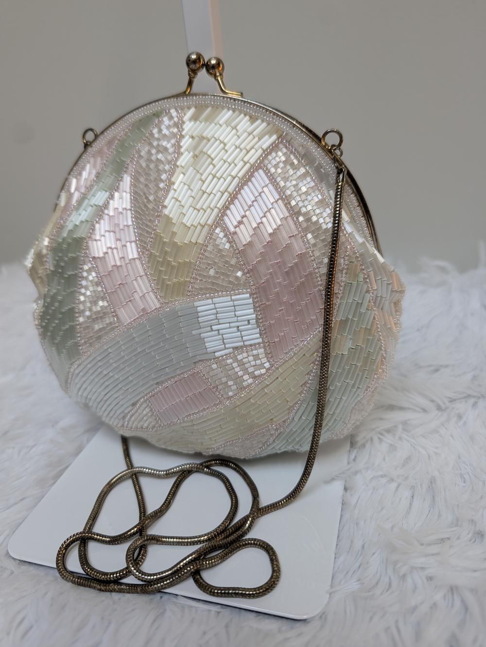 Vintage 1960s Goldco Pastel Beaded Kiss Lock Bag Purse
